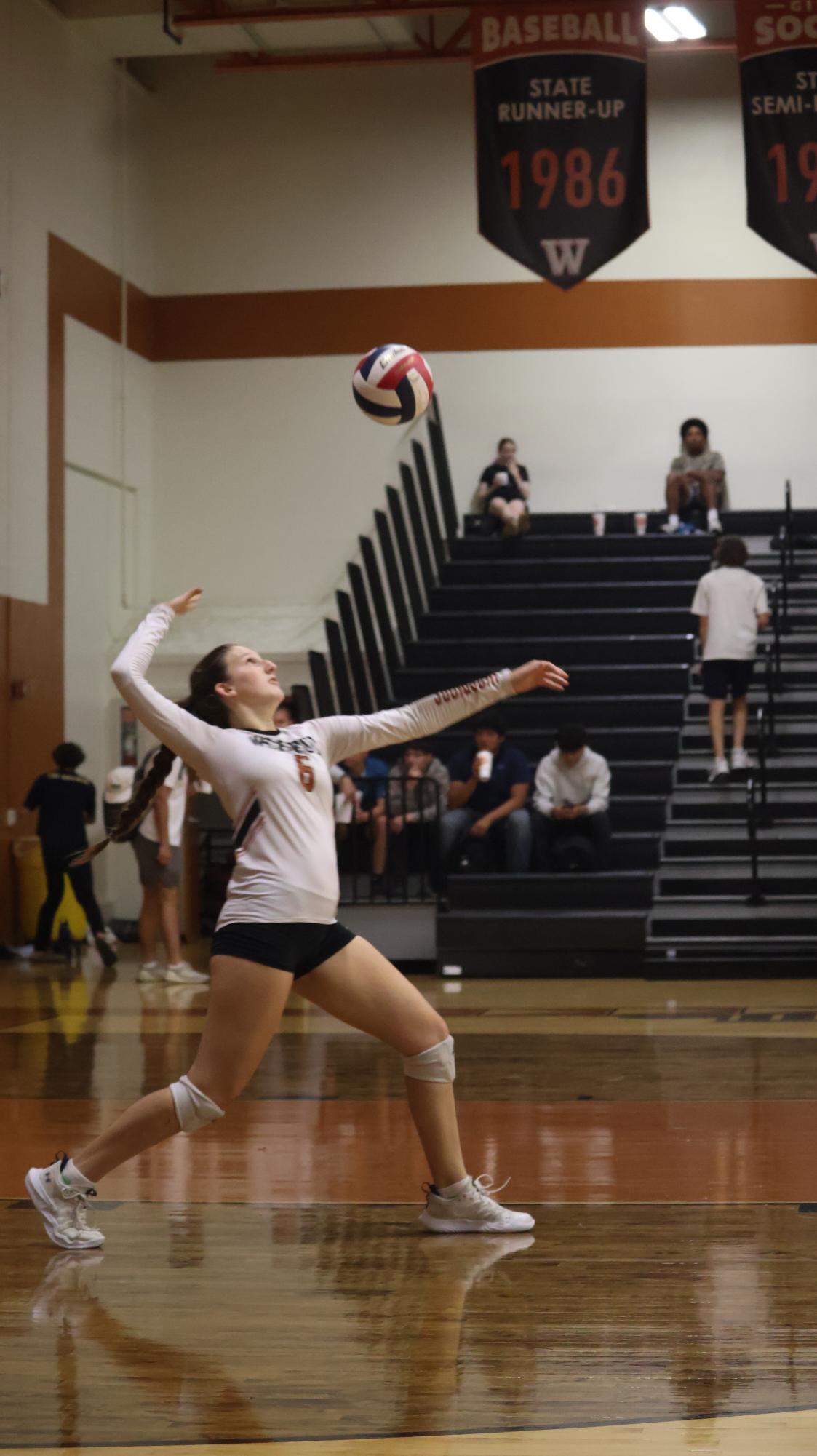 JV Orange Volleyball Slips Through to Take Win Against Cedar Ridge 2-1