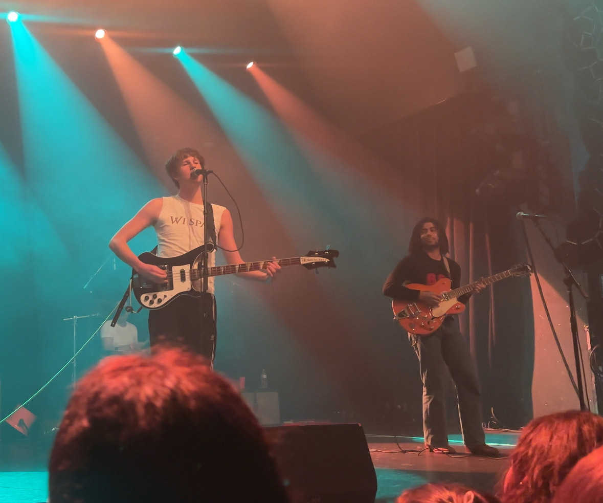 At the concert's close, Malcolm Todd performs his fan-favorite track 'Roommates' in harmony with guitarist Luke Tyler Shelton.