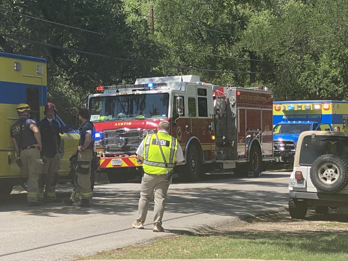 The Austin EMS, Fire Department, and Travis County Sheriff responded to calls of an explosion of a house on Double Spur Rd. Six people were injured and transported to the hospital for treatment.
