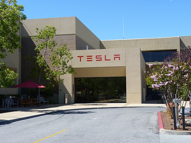 Tesla Inc.'s headquarters are currently located in Palo Alto, California.